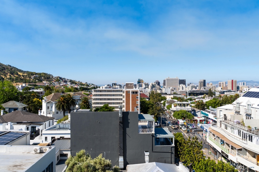 1 Bedroom Property for Sale in Gardens Western Cape